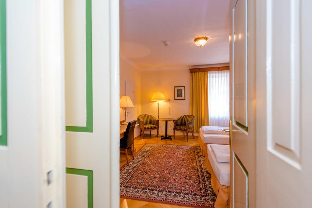 Landhotel Groggerhof Obdach エクステリア 写真
