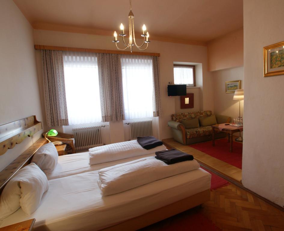 Landhotel Groggerhof Obdach エクステリア 写真